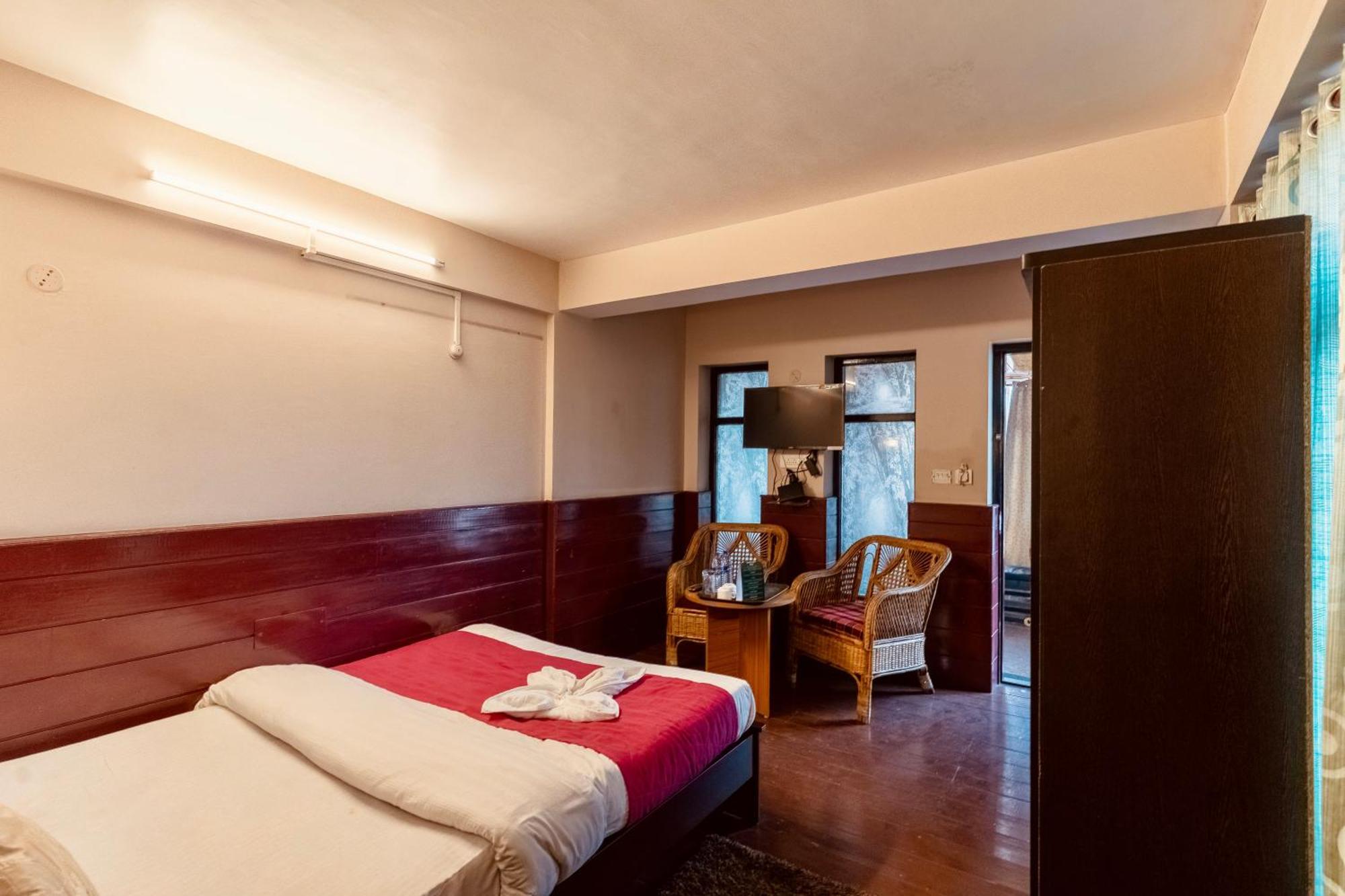 ホテル Himalayan Gorkha Retreat II Free Parking ダージリン エクステリア 写真